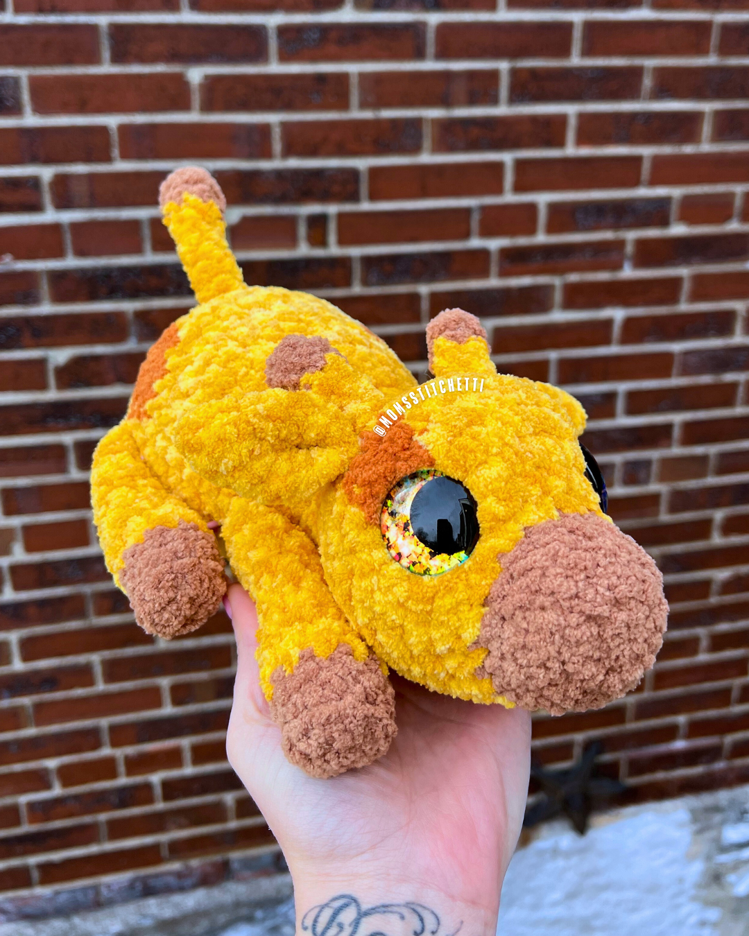 Snuggle Giraffe Crochet Pattern